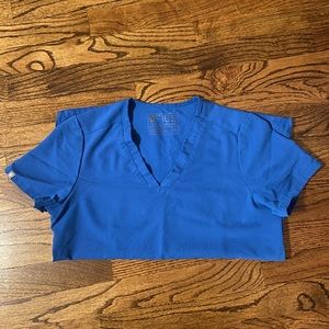 Figs Three Pocket Scrub Top in Royal Blue, women’s XS